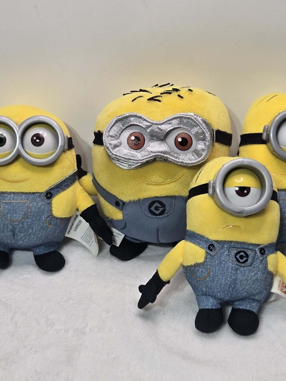 Minions Plush Toy - Yellow Denim Overalls - Universal Lot Of 4 Despicable ME